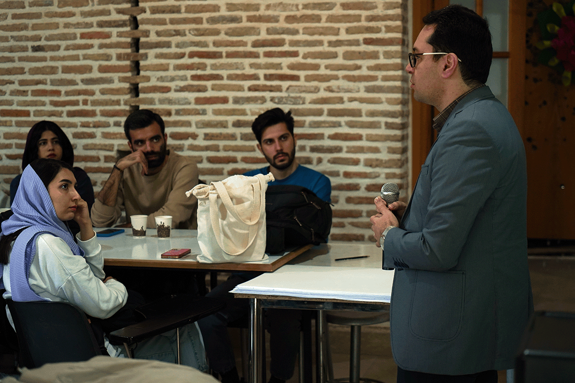 بوت کمپ حرکت دانشجویی