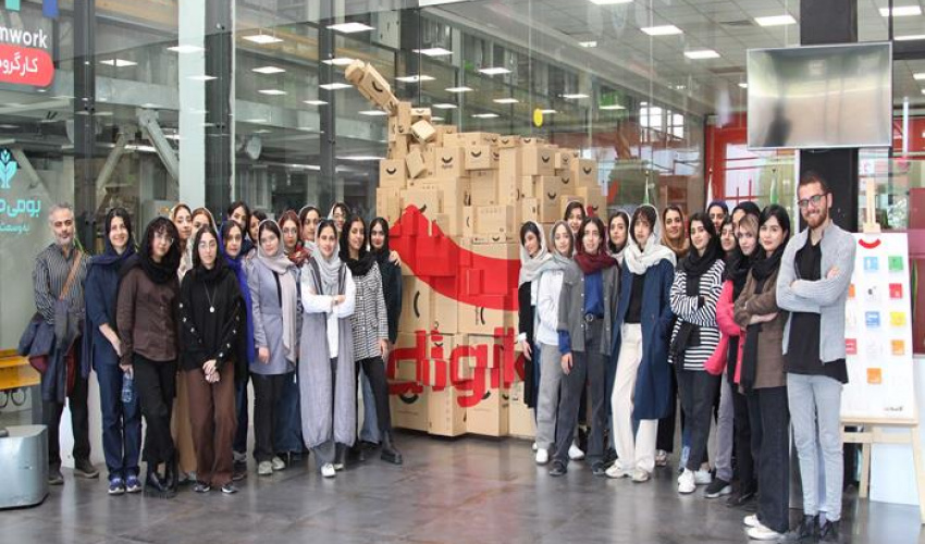 بازدید دانشجویان دانشگاه هنر ایران از مرکز پردازش دیجی‌کالا